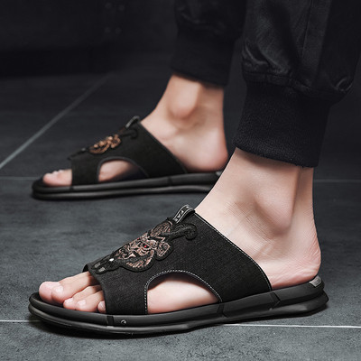Papuci casual barbatesti din piele ecologica cu broderie