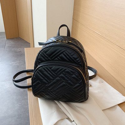 Stilīga sieviešu mugursoma no eko ādas vienkārša modeļa