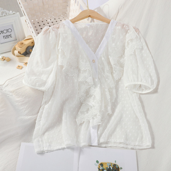 Suvine naiste särk spitsikaela ja pitsiga