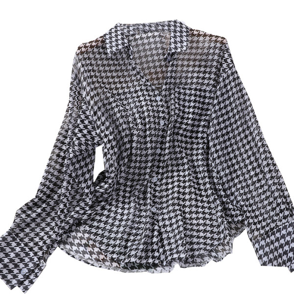 Sieviešu rūtains krekls ar garām piedurknēm un klasisku apkakli