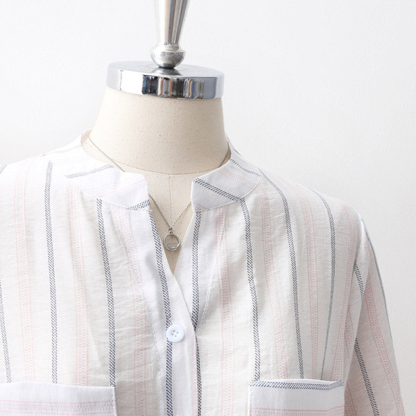 Cămașă de vară de damă în dungi cu mâneci 3/4 și buzunare