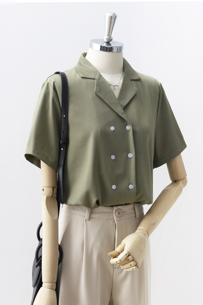 Vasaras sieviešu krekls ar īsām piedurknēm un dubultu aizdari