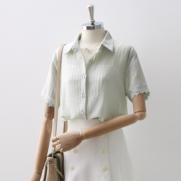 Ležerna ženska košulja kratkih rukava, klasične kragne i gumba