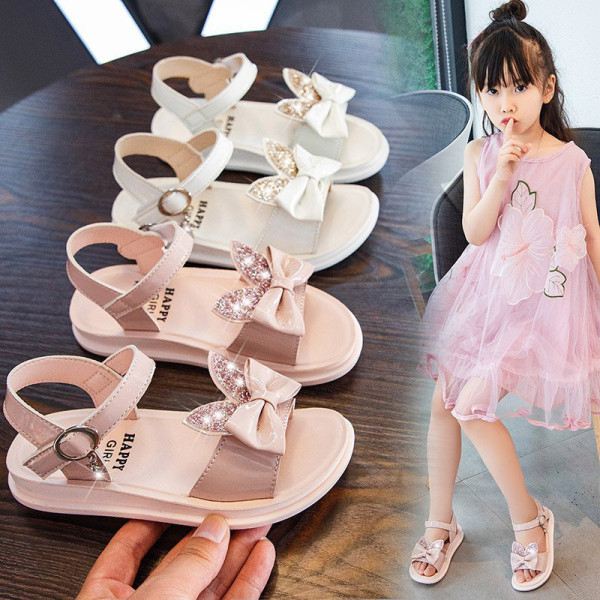 Moodsad laste sandaalid läikiva paelaga