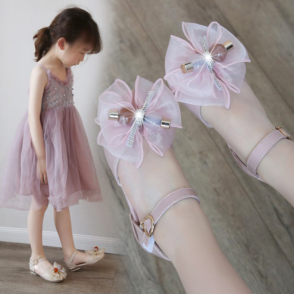 Mūsdienīgas bērnu sandales ar 3D elementu meitenēm