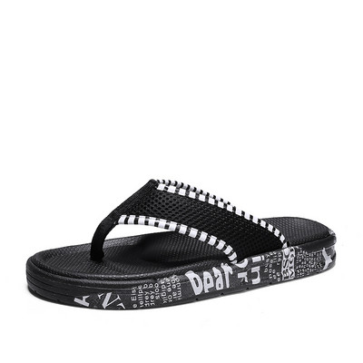 Actuali papuci barbati negri in doua modele