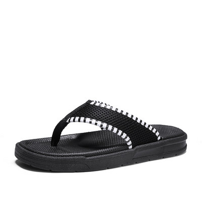 Actuali papuci barbati negri in doua modele