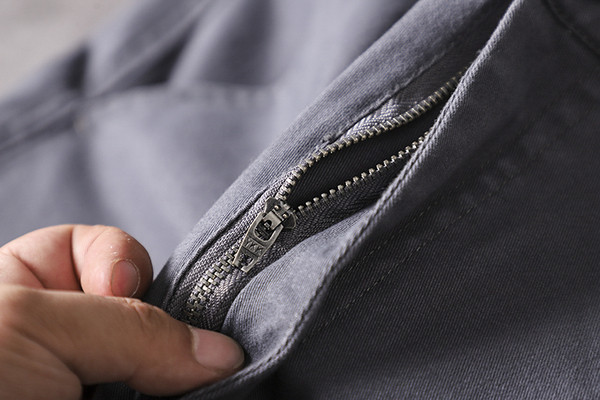 Sportlikud ja vabaaja meeste püksid elastse vöökohaga