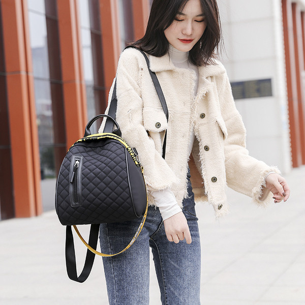 Sieviešu ikdienas mākslīgās ādas mugursoma ar rāvējslēdzēju