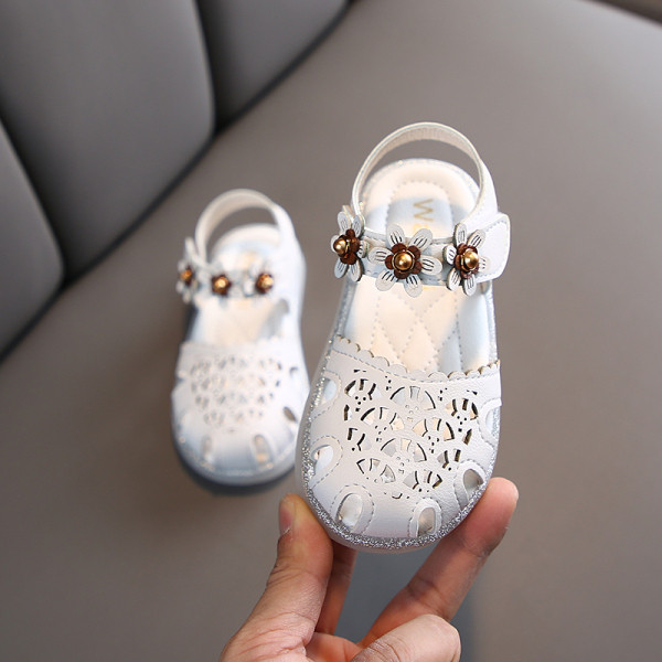 Sandale casual pentru copii cu autocolante si flori pentru fete