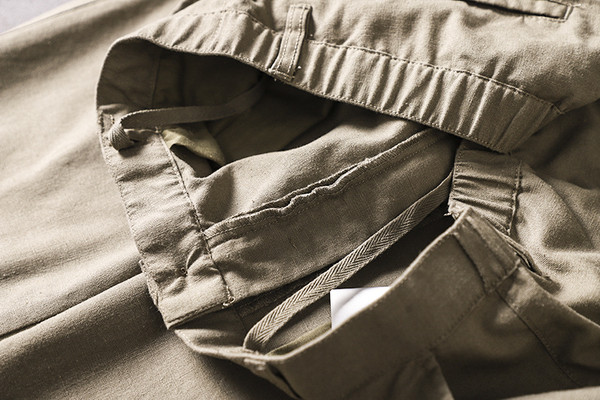 Meeste sport-vabaaja pükste sirge mudel