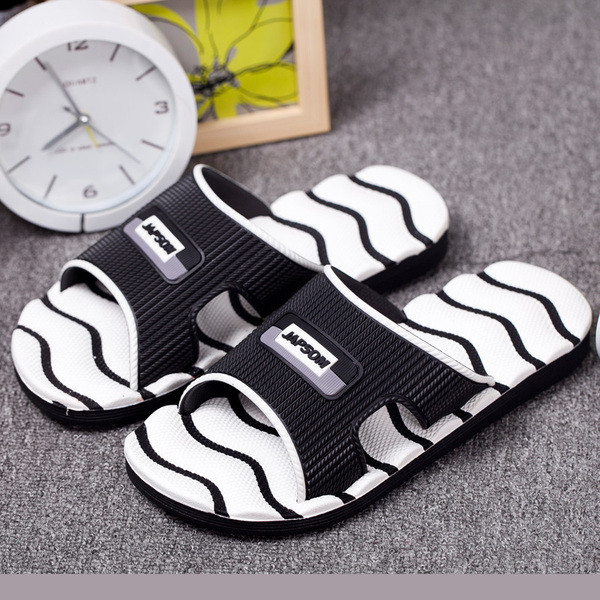 Alkalmi férfi papucs puha csíkos talppal