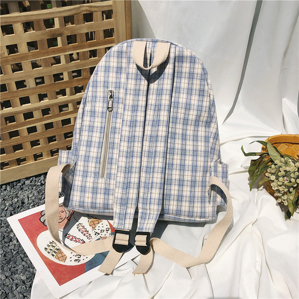 Igapäevane naiste ruuduline lukuga seljakott