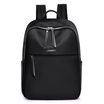 Stiilne naiste seljakoti tavaline mudel kirjaga