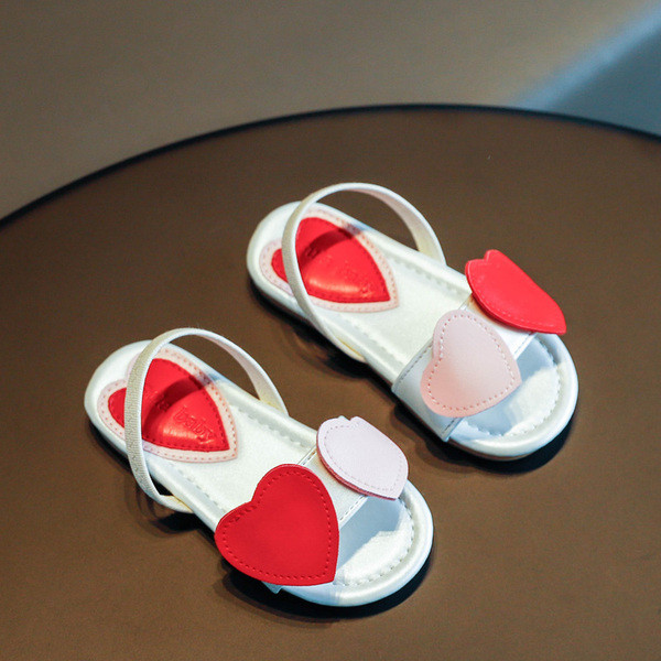 Modern gyerekszandál eko bőrből, 3D elemekkel