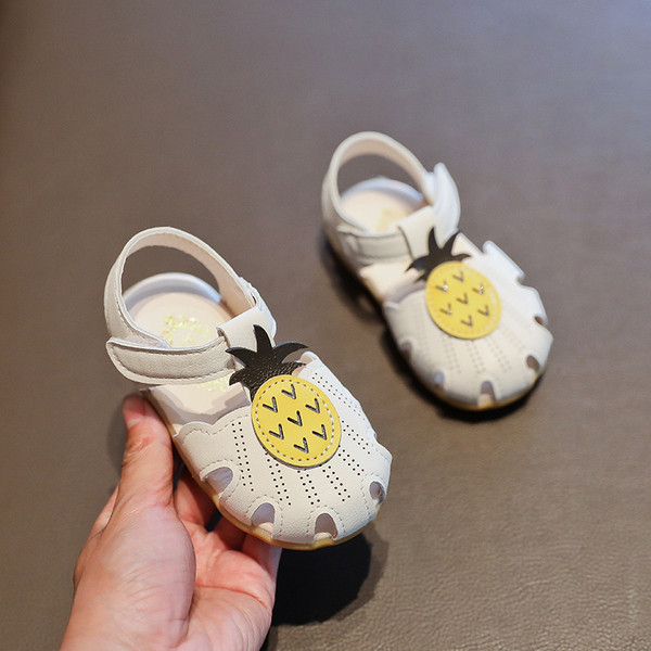 Sandale copii din piele ecologica cu autocolante pentru fete