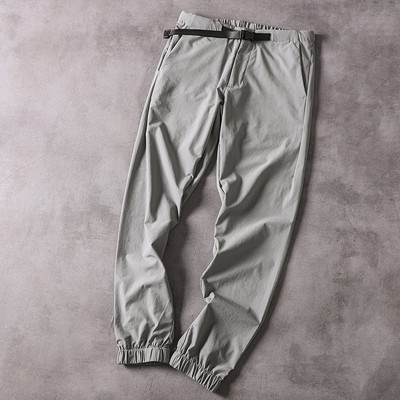 Model nou de pantaloni sport și casual pentru bărbați