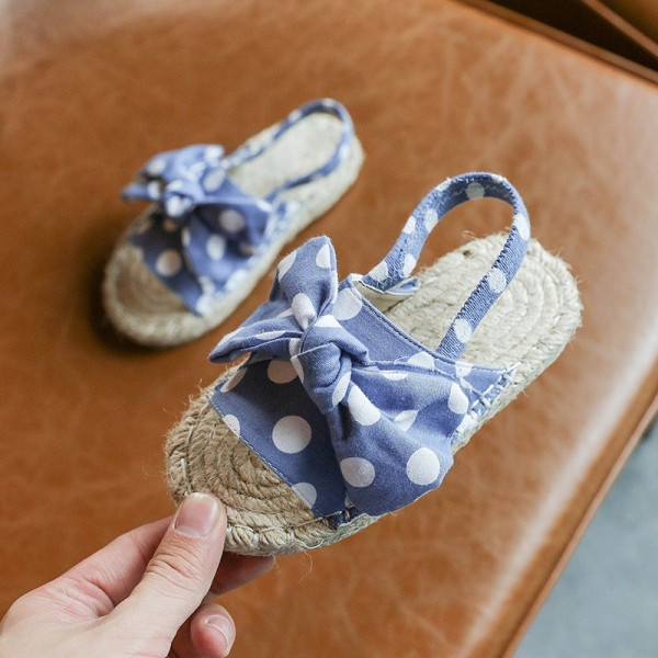 Modern gyerekszandál gumival és szalaggal