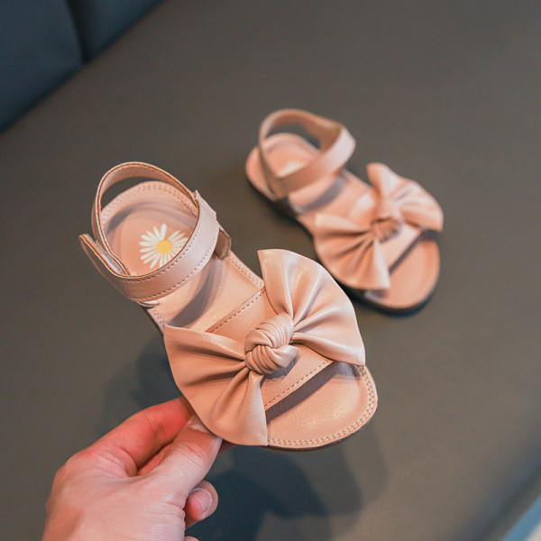 Eko bőrből készült gyerekszandál szalaggal lányoknak