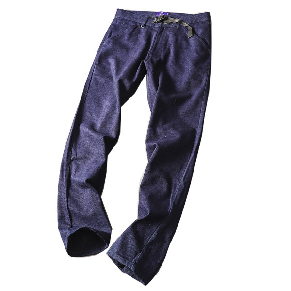 Pantaloni puternici pentru barbati cu buzunare si element metalic in talie