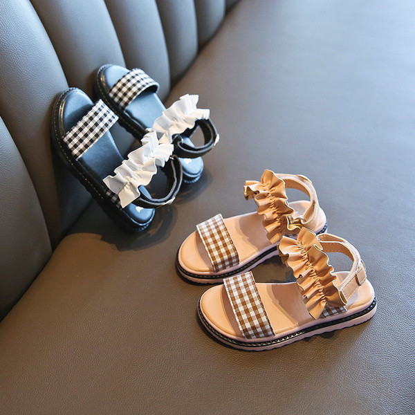 Sandale moderne pentru copii cu cataramă și autocolante pentru fete