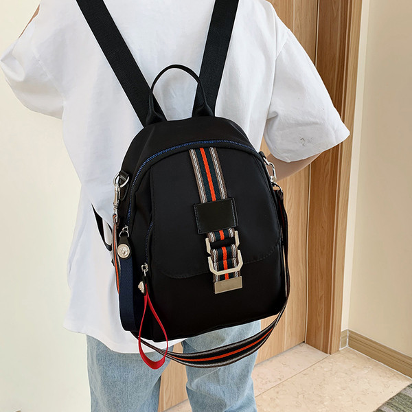 Rucsac de zi cu zi pentru femei, cu un mâner lung colorat