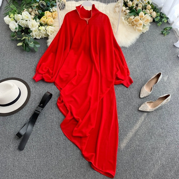 Pikk asümmeetriline naiste särk luku ja vööga