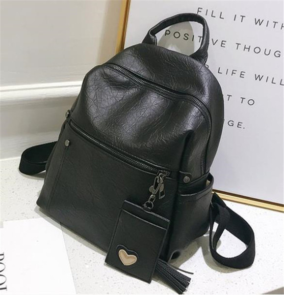 Stílusos női hátizsák eko bőrből, cipzárral