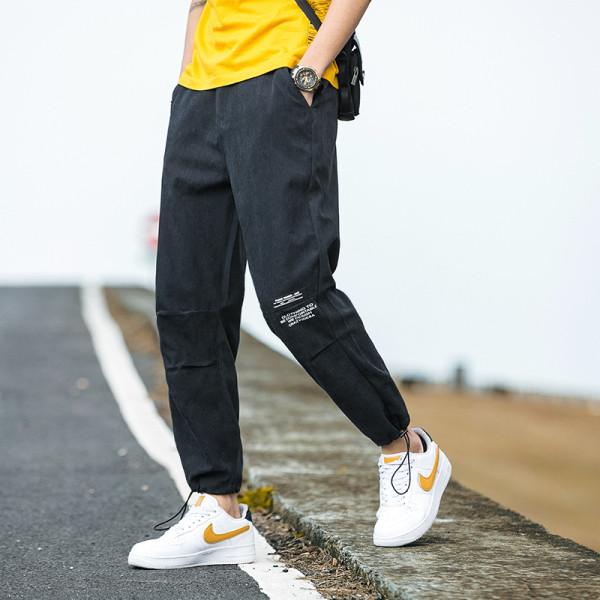 Modernas vīriešu bikses līdz 5XL