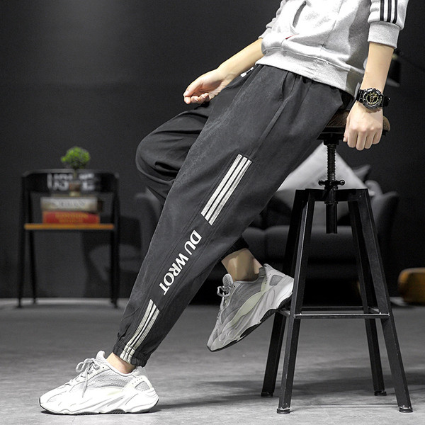 Sporta-gadījuma vīriešu bikses ar apmali un izmērs līdz 5XL