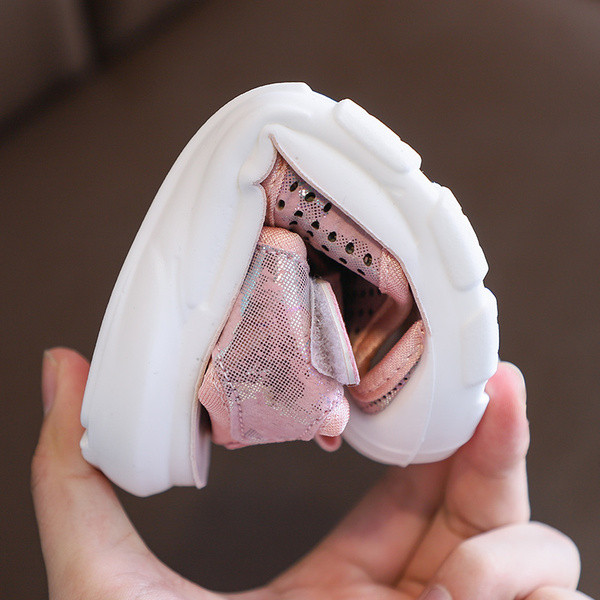 Bērnu sporta sandales ar uzlīmēm meitenēm