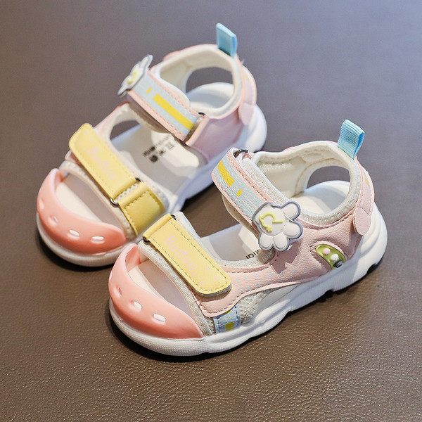 Kleebistega libisemiskindlad laste sandaalid tüdrukutele ja poistele