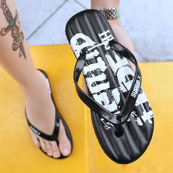 Papuci casual barbatesti cu inscriptie alb-negru