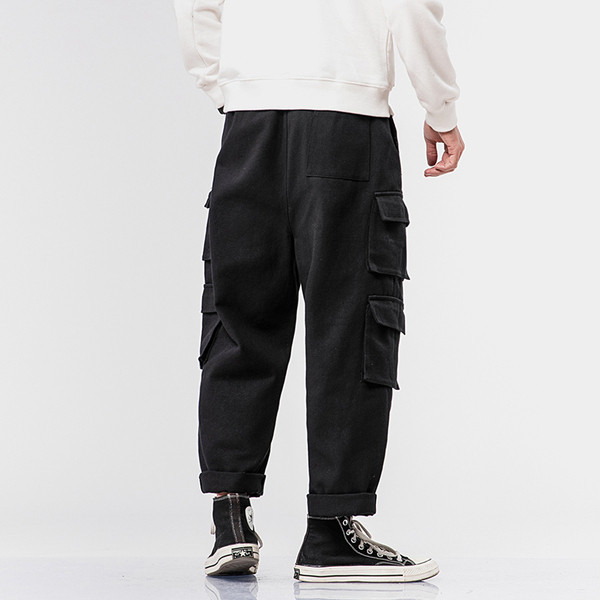 Vīriešu bikses ar kabatām plats modelis