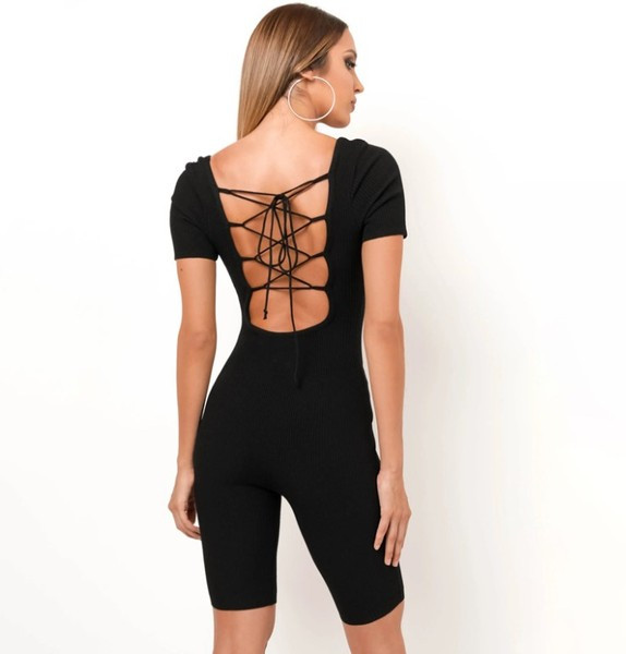 Női sportkombináció hátul megkötővel