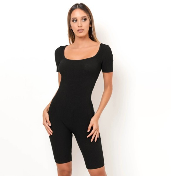 Női sportkombináció hátul megkötővel