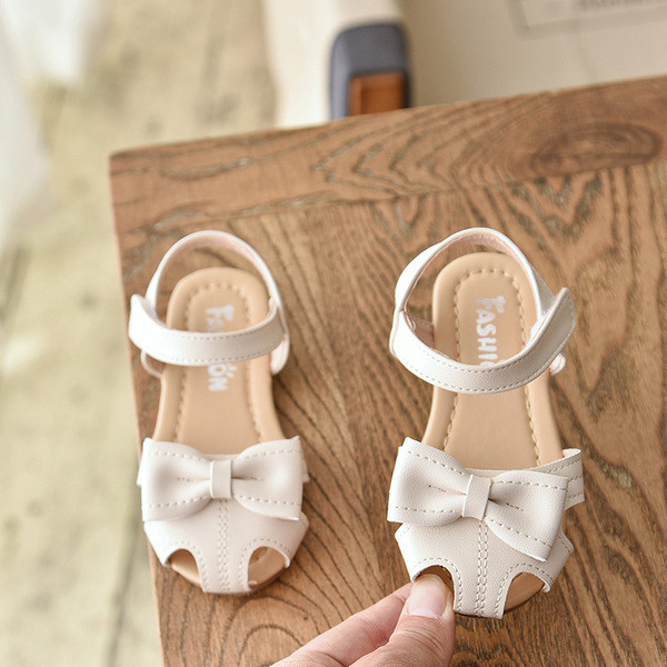 Bērnu sandales no eko ādas ar lentīti-meitenēm