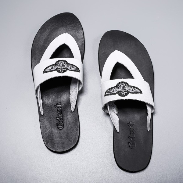 Vīriešu modernas mākslīgās ādas čības ar izšuvumu