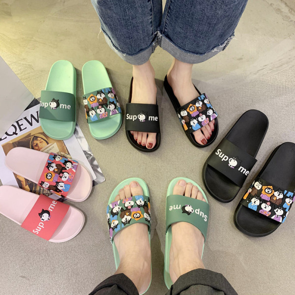 Modernas čības ar uzrakstu un krāsainiem aplikācijām piemērotas vīriešiem un sievietēm