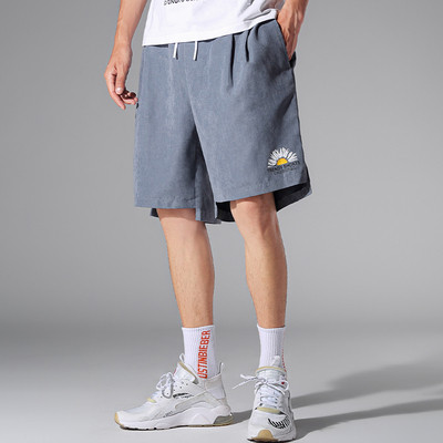 Pantaloni scurți casual pentru bărbați cu broderie colorată
