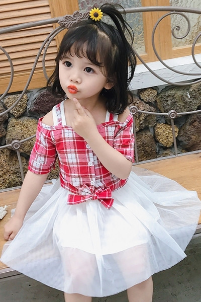 Rochie copii in carouri pentru fete croiate model cu umerii goi si panglica