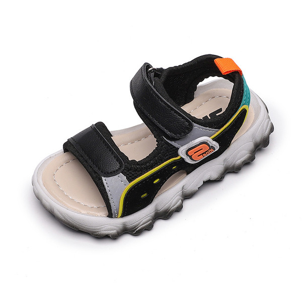 Klassikalised kleebistega laste sandaalid poistele