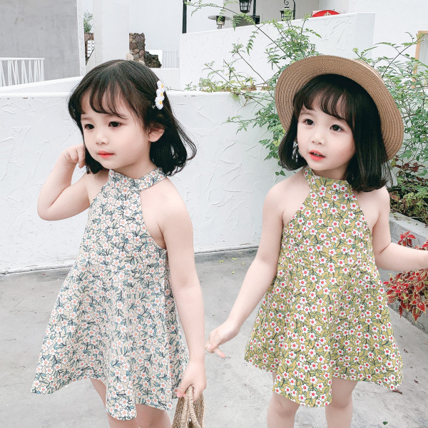 Suvine ovaalse kaelusega lillemustriga lastekleit tüdrukutele