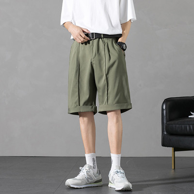 Moodsad äärtega meeste lühikesed püksid