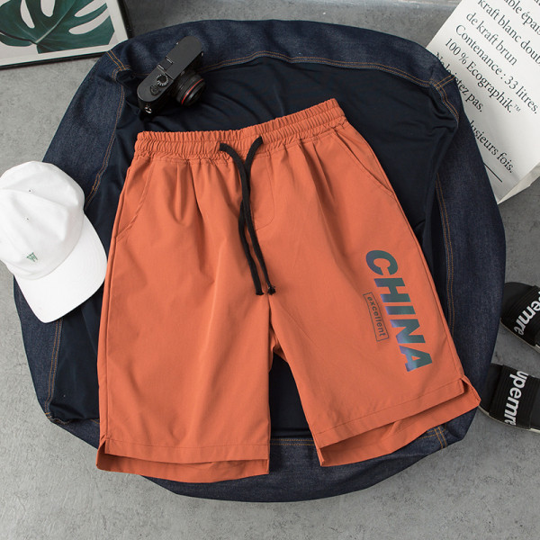 Randa sobivad sportlikud ja vabaaja meeste lühikesed püksid kirjaga