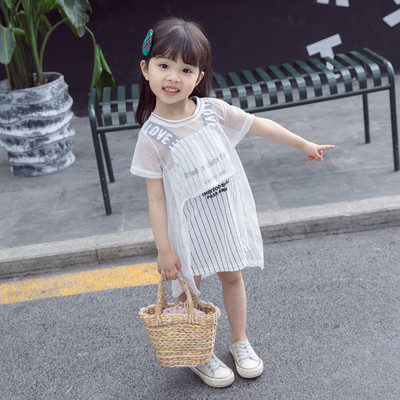 Moderna bērnu kleita meitenēm divās daļās ar uzrakstiem