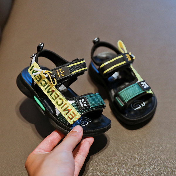 Uus mudel poiste kirjadega laste sandaalid