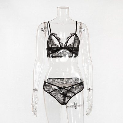 Дантелено дамско бельо с тънки презрамки