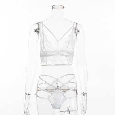 Γυναικεία εσώρουχα σε δύο μέρη με δαντέλα και λουράκια