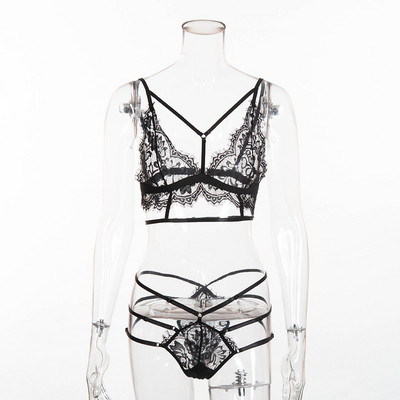 Γυναικεία εσώρουχα σε δύο μέρη με δαντέλα και λουράκια
